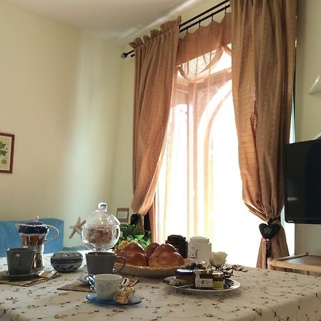 Casa Cajo Apartment Taormina Bagian luar foto